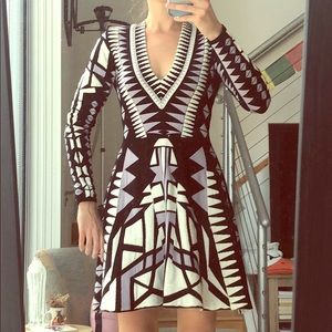 Parker sz small long sleeved fit & flare dress